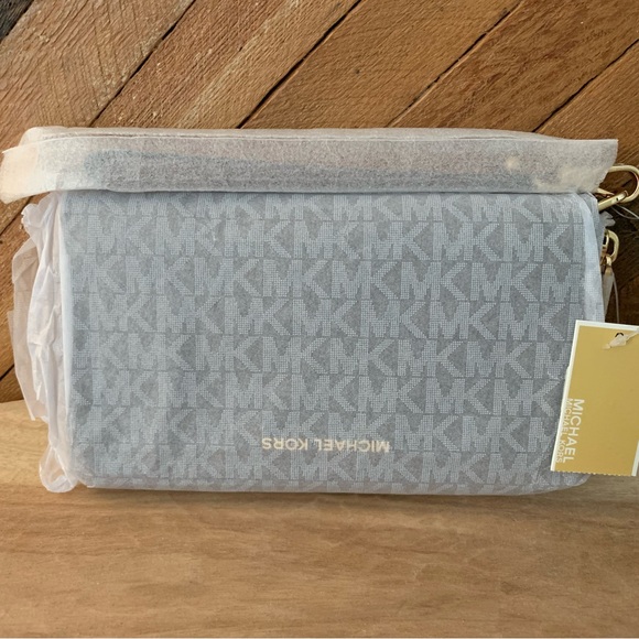 NWT Michael Kors Jet Set Travel Large Flat Multifunction Phone Case Wallet - Picture 3 of 3